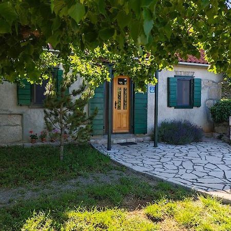 House Kaja Villa Ябланац Екстериор снимка