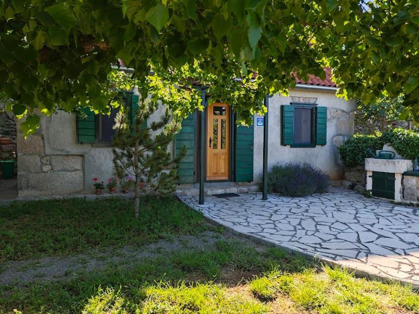 House Kaja Villa Ябланац Екстериор снимка